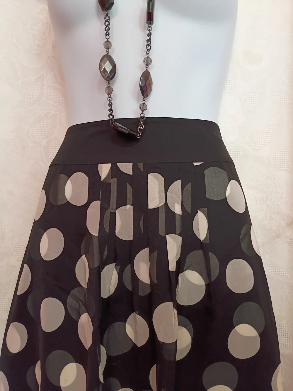 🛍️ BUNDLE ONLY🛍️Ann Taylor Black 100 % Silk Skirt with Cream Polka Dots